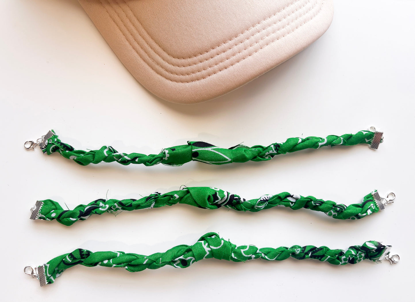 Kelly Green Twist Bandana Trucker Hat Chain