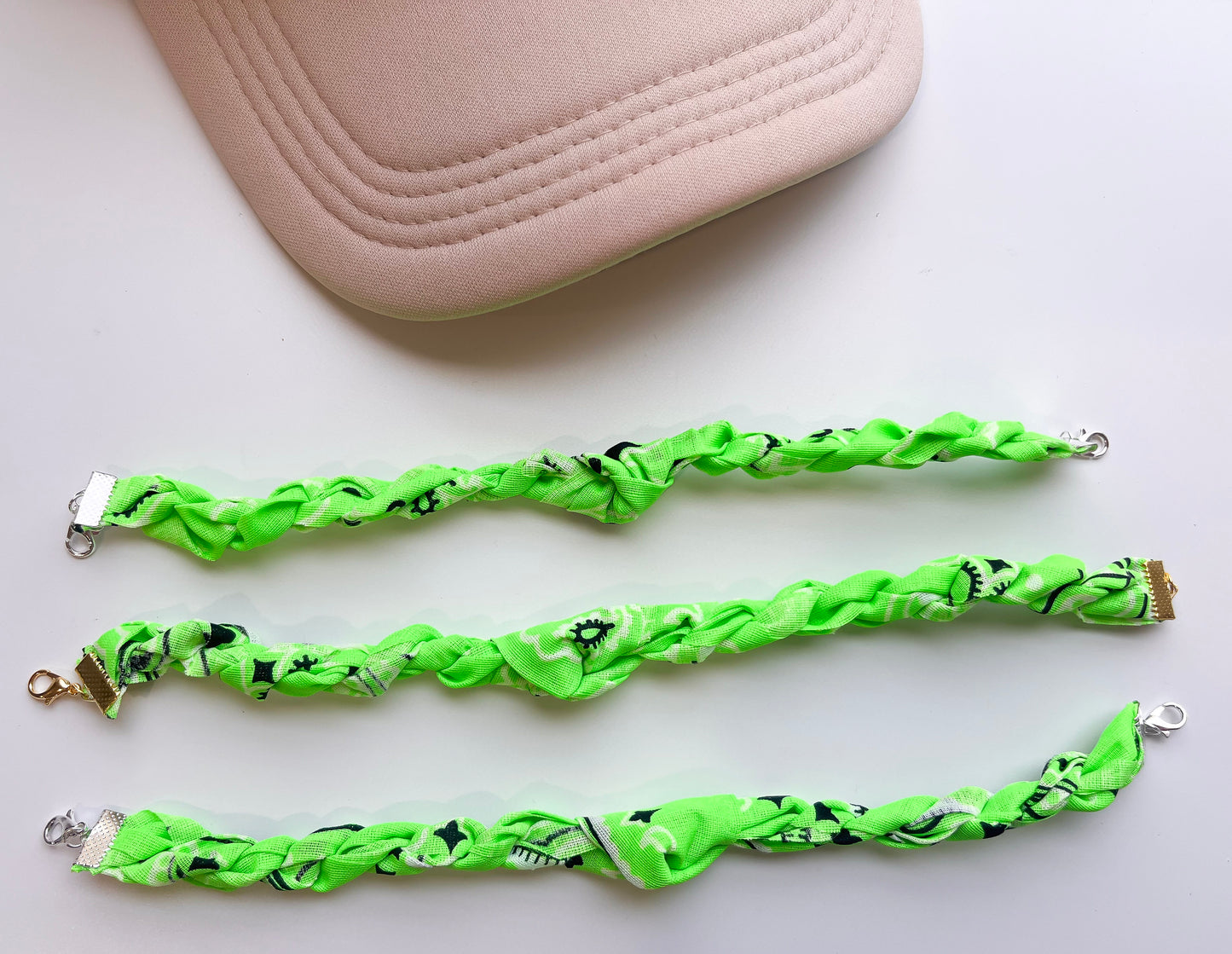Neon Green Twist Bandana Trucker Hat Chain