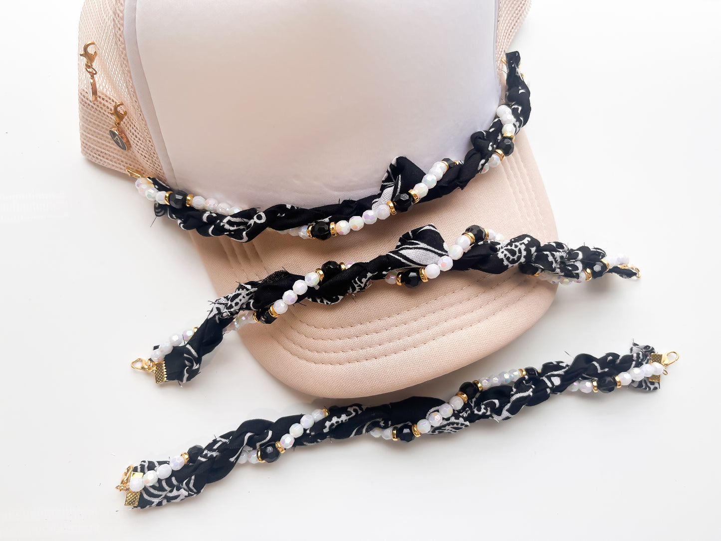 Black/White Twist Bandana Trucker Hat Chain