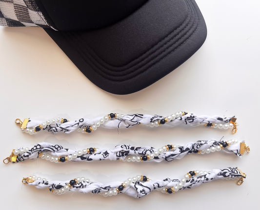 White with Black Design Twist Bandana Trucker Hat Chain