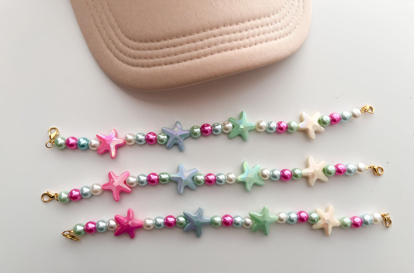 Colored Starfish/ Colored Pearl Trucker Hat Chain
