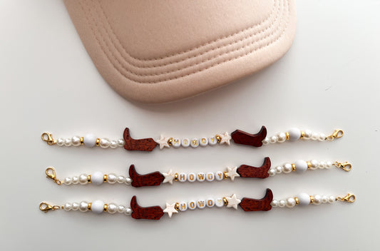 Howdy in Boots Trucker Hat Chain