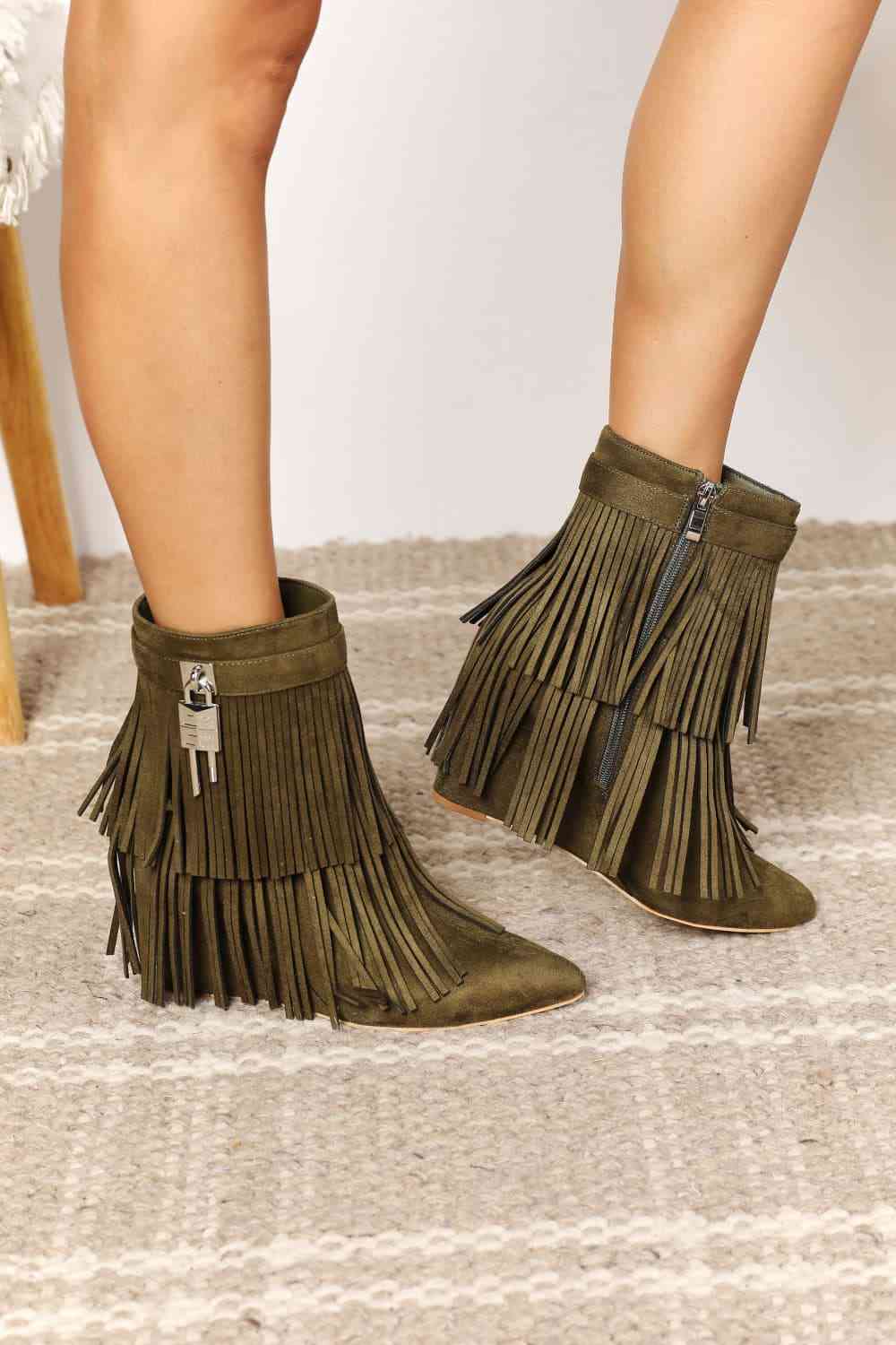Olive Women's Tassel Booties