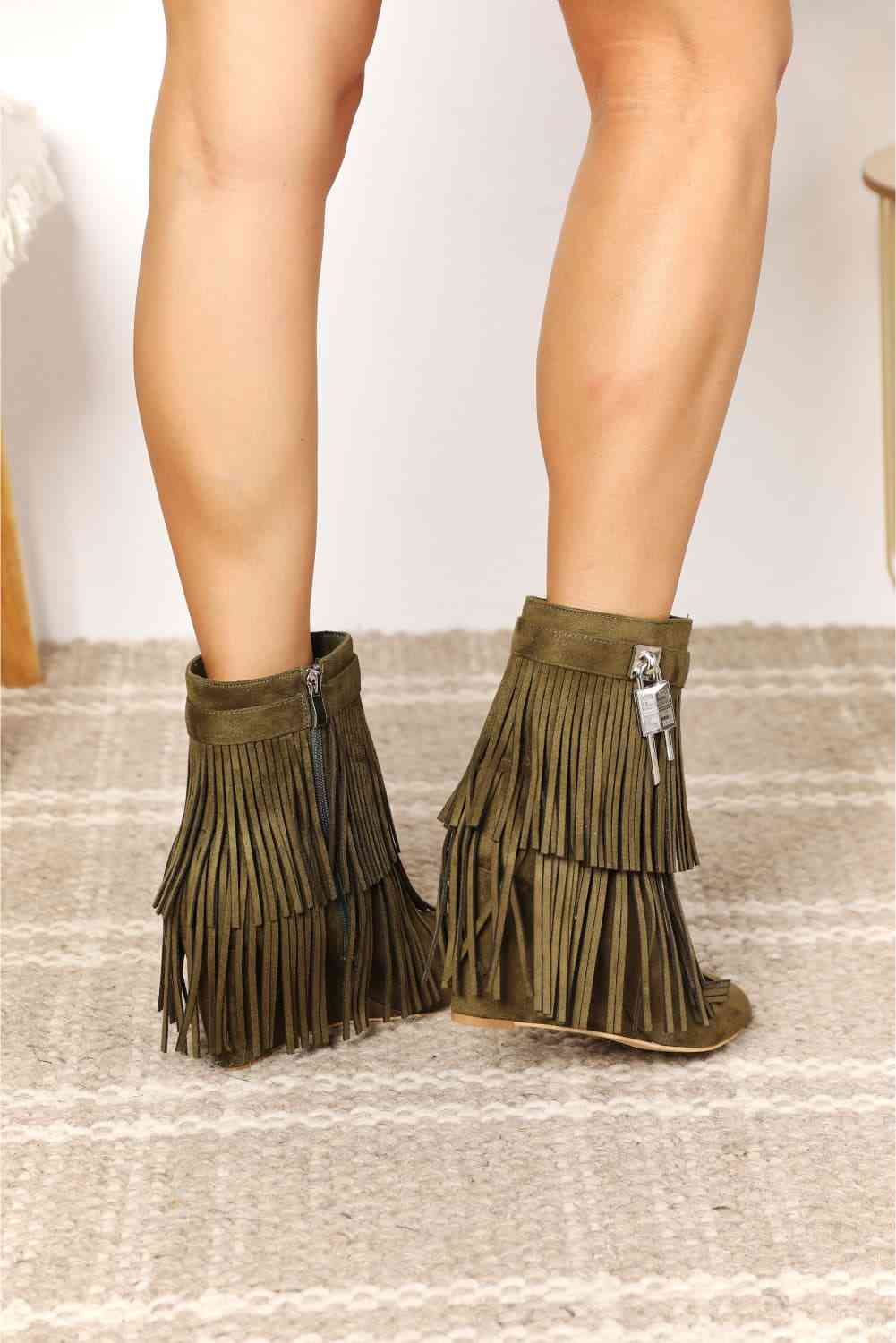 Olive Women's Tassel Booties
