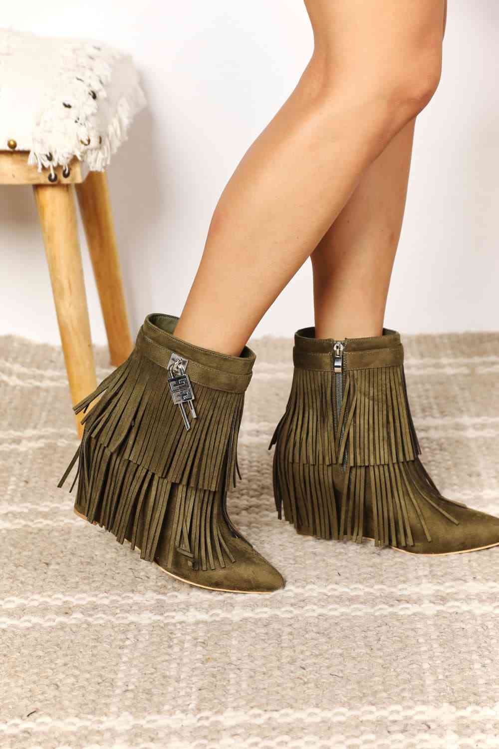Olive Women's Tassel Booties